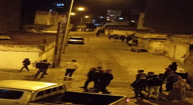 Diyarbakırda iki aile arasında silahlı kavga: 2 yaralı