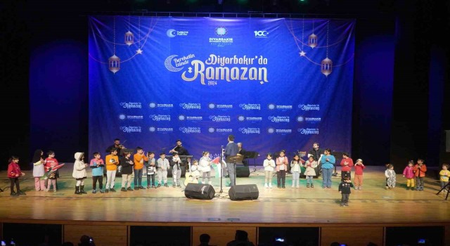 Diyarbakırda Ramazana renk katan söyleşi ve konser etkinliği yapıldı