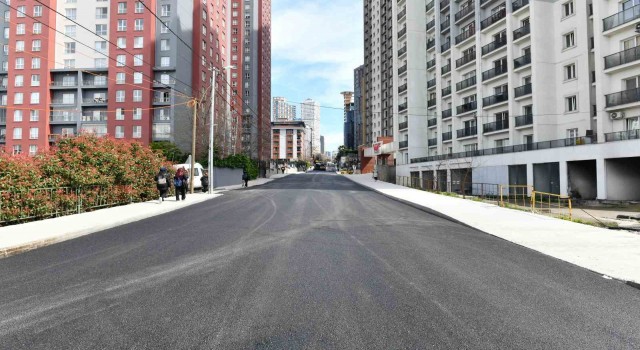 Esenyurtun yolları bakımlı ve modern bir görünüme kavuştu