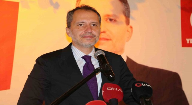 Fatih Erbakan: Millet CHPye belediye verdi, 1994te koşa koşa Refah Partisine belediyeleri teslim etti