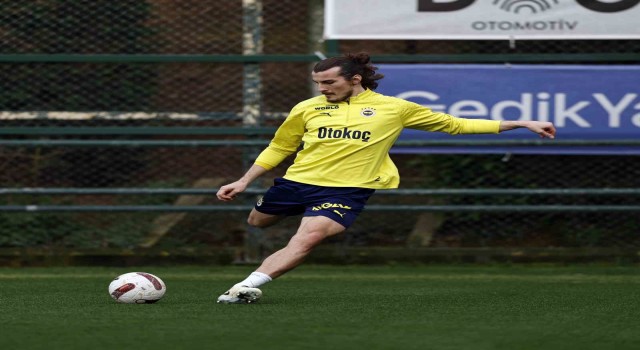 Fenerbahçe, Adana Demirspor maçı hazırlıklarını sürdürdü