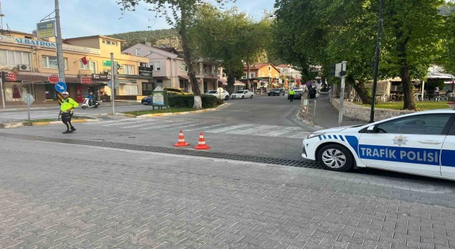 Fethiyede seçim güvenliği nedeniyle yollar trafiğe kapatıldı