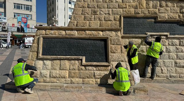 Gaziantep'te 57 Yıllık Atatürk Anıtı Restore Ediliyor