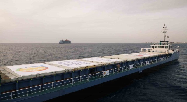 Gazzeye gıda taşıyan 2. yardım gemisi Güney Kıbrıstan ayrıldı