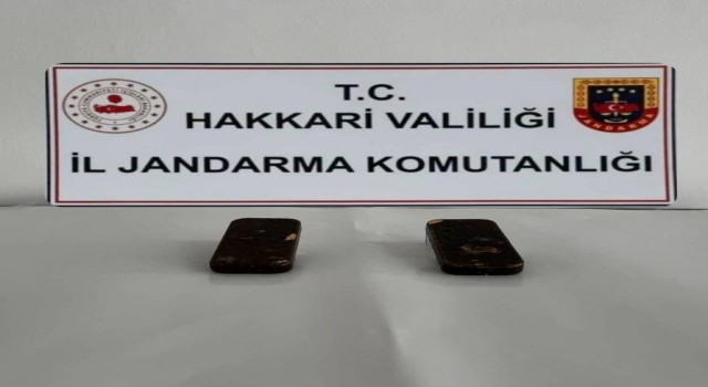 Hakkaride 1 kilo 870 gram külçe altın ele geçirildi