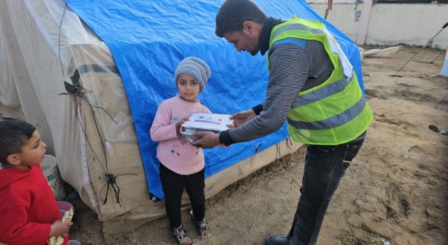 İmkander Gazze ve Suriyedeki mazlumları yalnız bırakmıyor