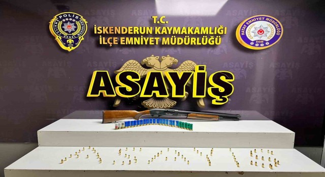 İskenderunda polis ekipleri tarafından asayiş uygulaması yapıldı
