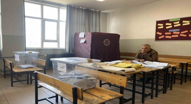 İstanbulda en düşük seçmene sahip olan mahallede muhtarlık için oy kullanılamadı