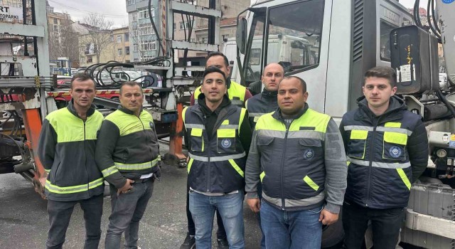 İstanbulda “istifa” gerekçesiyle işten kovulan trafik çekici operatörlerinden tepki