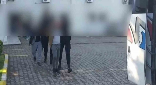 İstanbuldan Sakaryaya kilolarca uyuşturucu getiren 11 şüpheli yakalandı