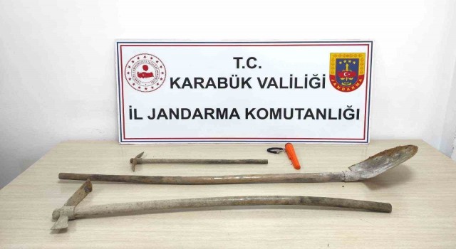 Jandarma kaçak kazı yapanlara göz açtırmıyor