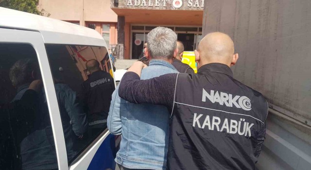 Karabükte uyuşturucu operasyonlarında 8 kişi yakalandı