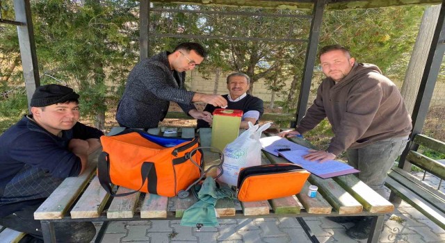 Karapınarda sağlık hizmetleri sürüyor
