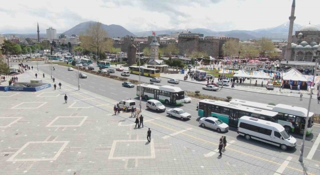 Kayseride 5 bin 560 kolluk personeli seçimde görev yapacak
