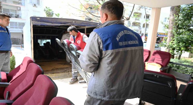 Kemerde sinema ve tiyatro salonunda çalışmalar başladı