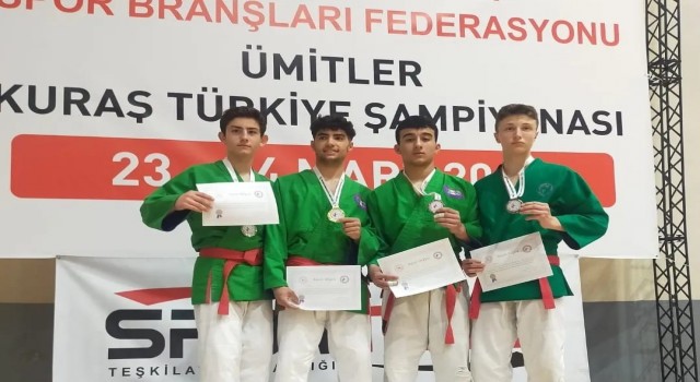 Kütahyalı sporculardan Ümitler Kuraş Türkiye Şampiyonasında zafer