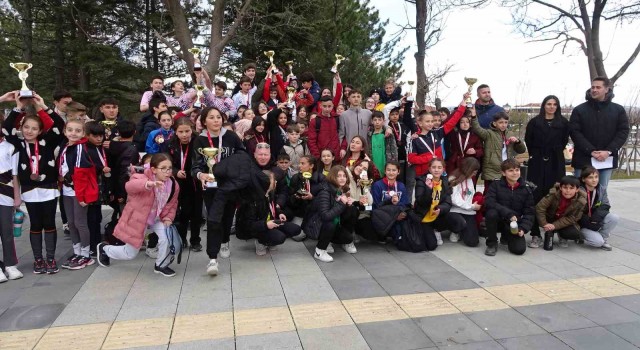 Kütahyanın oryantiring şampiyonları Ankarada yarışacak
