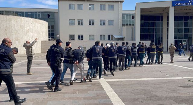 "Mahzen-3" Operasyonunda Yakalanan 52 Şüpheli Adliyede