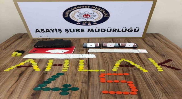 Manisada 4 iş yerine kumarhane baskını
