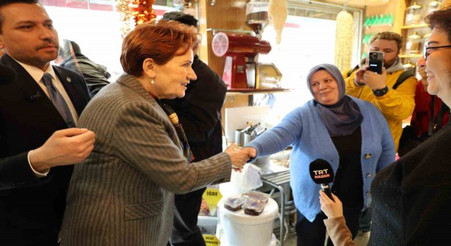 Meral Akşener Eskişehirde esnaf ziyareti gerçekleştirdi