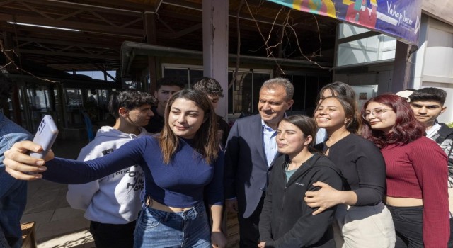 Mersin Büyükşehir Belediyesi, Halk Kartın Mart ayı tutarları ile öğrenim yardımlarını hesaplara yatırdı
