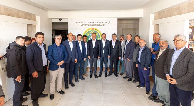 Mersin Büyükşehir Belediyesi'nden Koyun Keçi Yetiştiricilerine Destek
