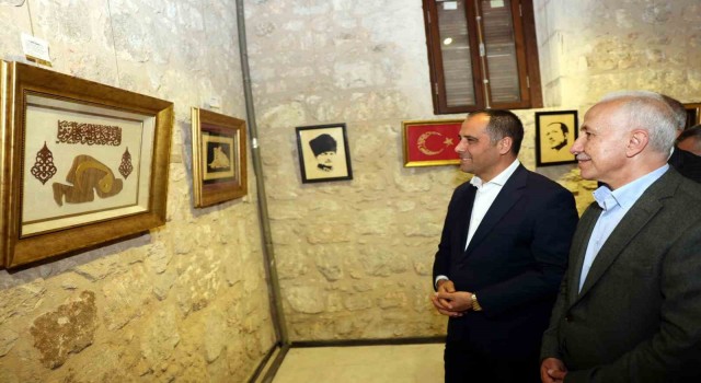 Mersinde 90 eserlik Geleneksel Türk İslam Sanatı Eserleri Sergisi sanatseverlerin beğenisine sunuldu