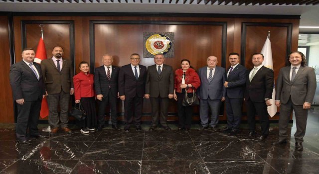 Murzioğlu: “Mali müşavir ve muhasebecilerle etle tırnak gibiyiz”