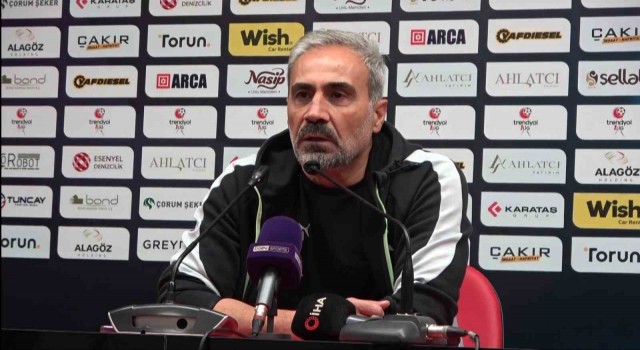 Mustafa Dalcı: Sahada oynanan oyunu içerideki futbolcuların belirlemesi gerekiyor