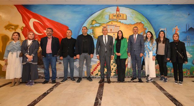 Öğretmenler, İl Milli Eğitim Müdürünü Ziyaret Etti