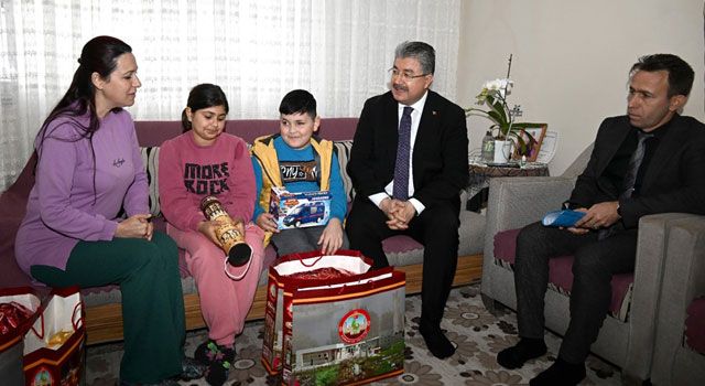 Osmaniye Valisi Vatandaşları Evlerinde Ziyaret Etti