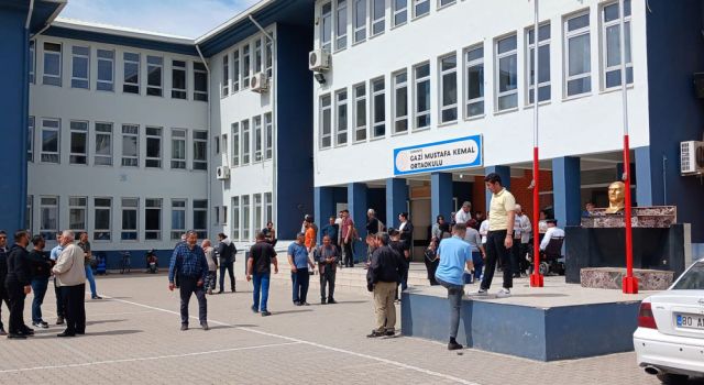Osmaniye'de Sandık Başına Gidildi
