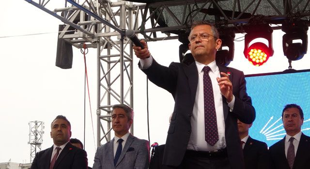 Özel, “Başka Bir Adaya Oy Vermek AK Partiye Yarar”