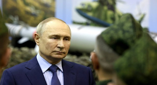 Putin: “Ukraynaya verilen F-16lar nerede olursa olsun meşru hedefimiz olacak”