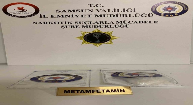 Samsunda 3 kişi araçlarında uyuşturucuyla yakalandı