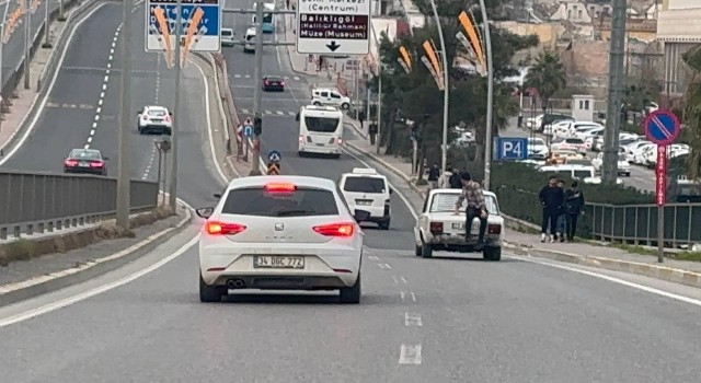 Şanlıurfada tehlikeli yolculuk kamerada