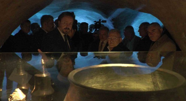 Talas Belediyesi tarihi su sarnıcını gün yüzüne çıkardı