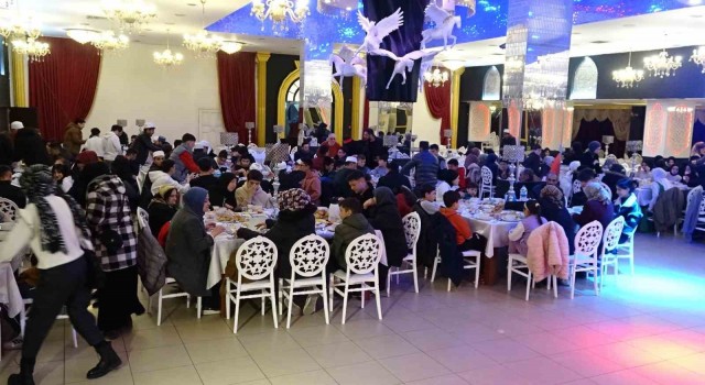 Tavşanlıda yetim, öksüz ve ihtiyaç sahibi ailelere iftar programı