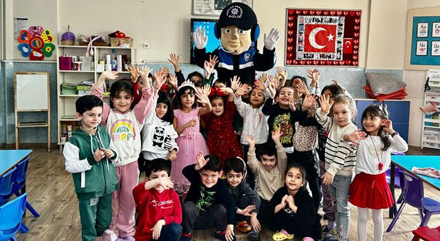 Toplum Destekli Polisler, Anaokulunda Çocuklarla Buluştu