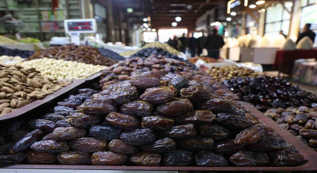 Uzmanlar uyardı: Hurma alırken bunlara dikkat edin!
