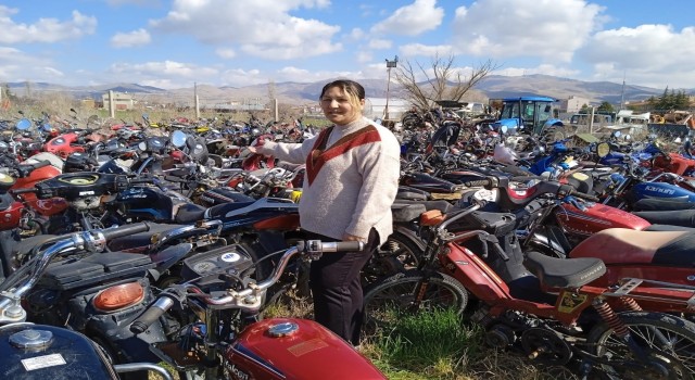 Yediemin otoparkındaki motosikletler geri dönüşüme gönderildi