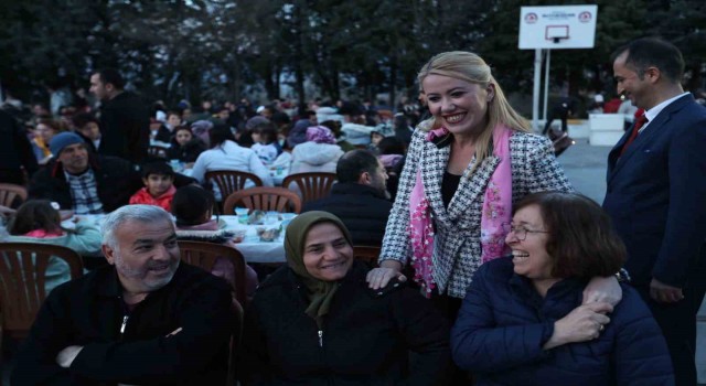Yenişehir hep birlikte orucunu açtı