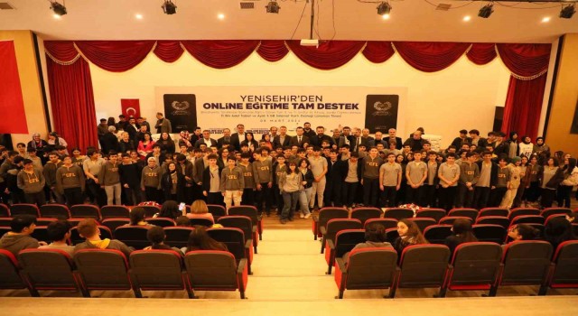 Yenişehirde 11 bin öğrenciye tablet desteği