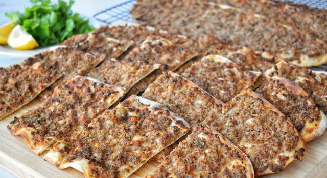 Yunanistan Bu Kez “Etli Ekmeği” Sahiplendi