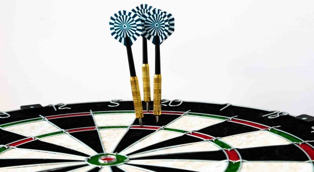 23 Nisana özel dart turnuvası