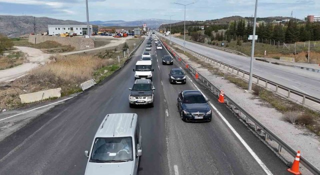 43 ilin geçiş güzergahındaki Kırıkkalede bayram hareketliliği