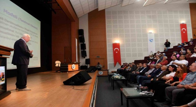 Adıyaman Üniversitesinde “21. Yüzyılda Öğretmen Olmak” konulu konferans