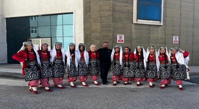 Adıyamanın halk oyunları ekibi Türkiye finaline katılacak