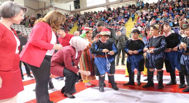 Afyonkarahisarda 23 Nisan coşkusu