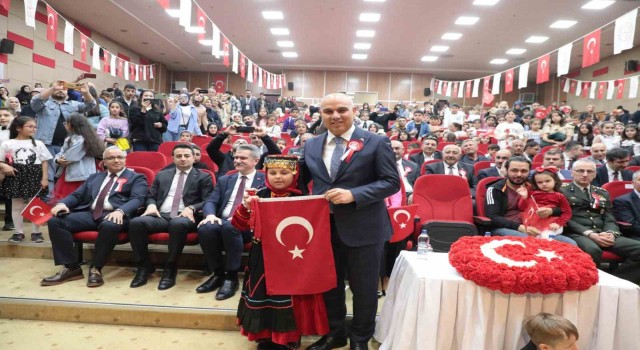 Ağrıda, Ulusal Egemenlik ve Çocuk Bayramı coşkuyla kutlandı